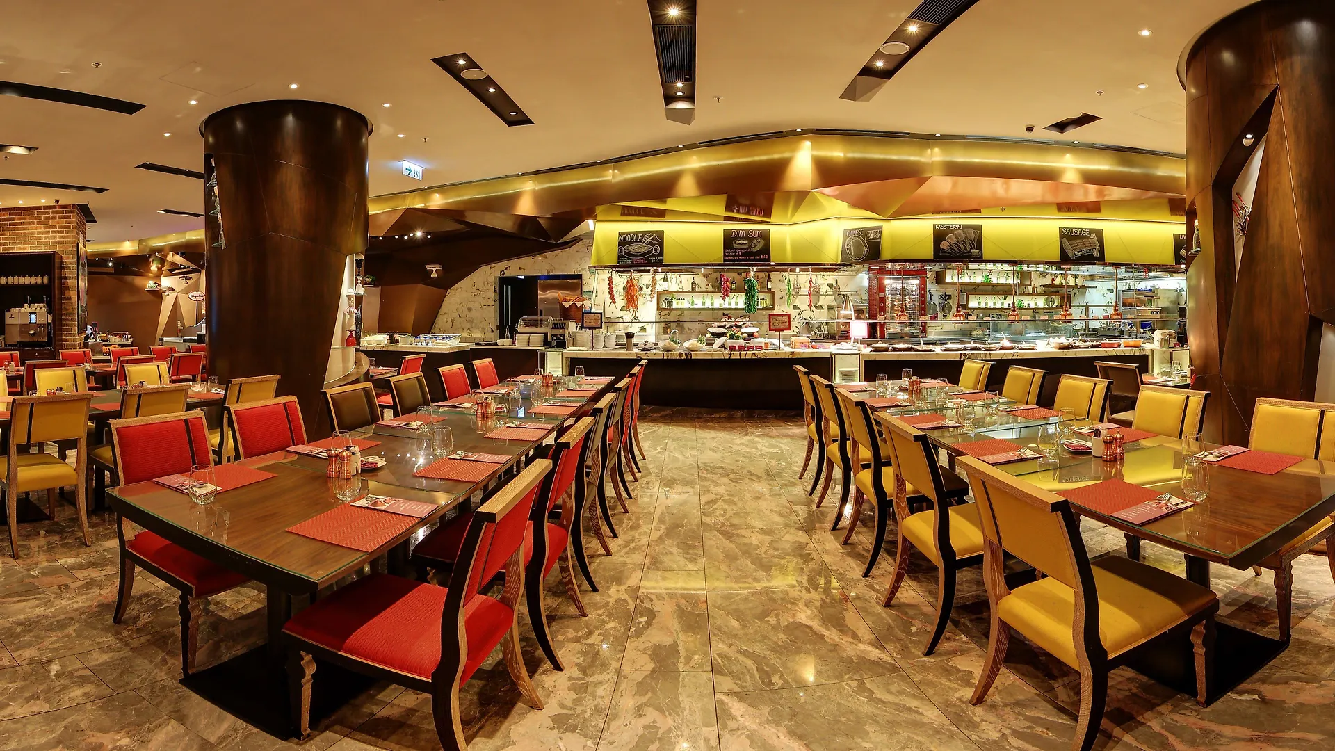香港九龍東皇冠假日酒店