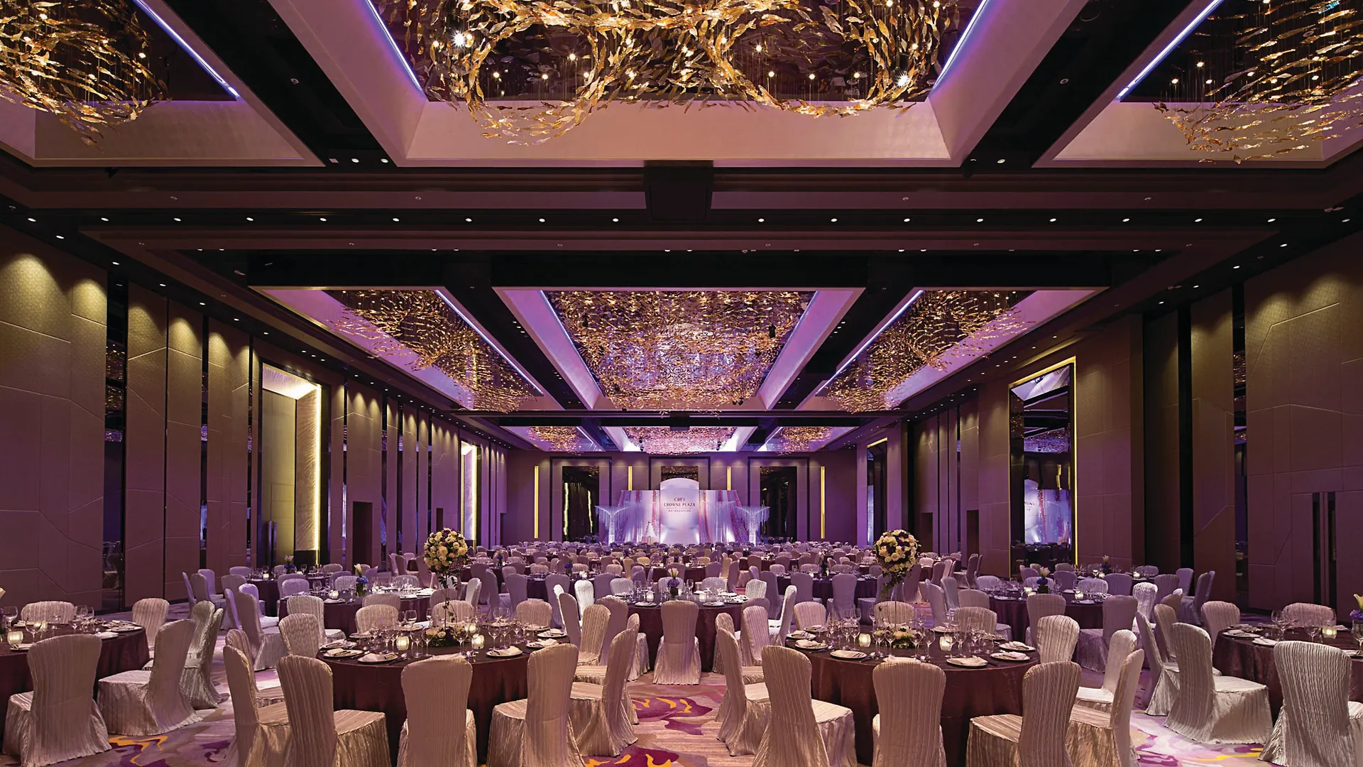 Crowne Plaza Hong Kong Kowloon East By Ihg Hotel