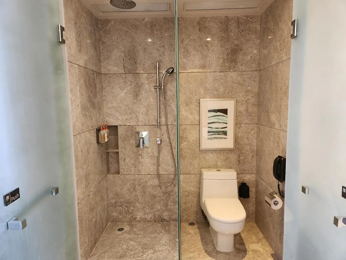 Crowne Plaza Hong Kong Kowloon East By Ihg Hotel