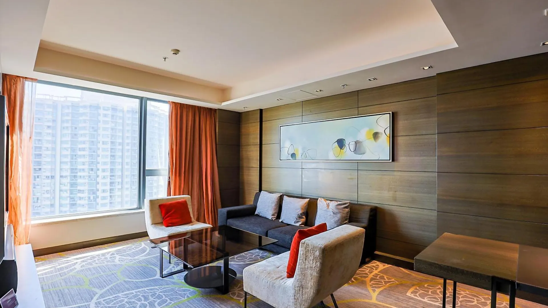 Crowne Plaza Hong Kong Kowloon East By Ihg Hotel